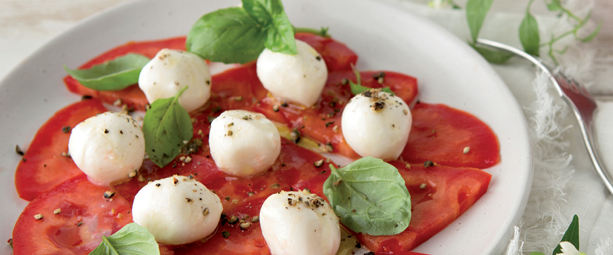 Caprese con mini mozzarelle