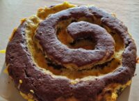 Torta al cioccolato con spirale di crema