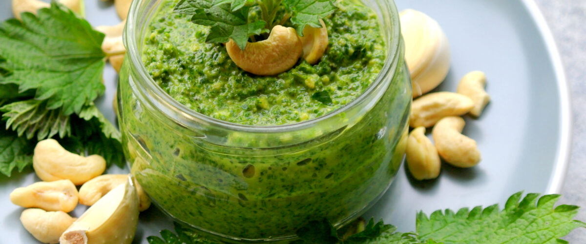 Pesto alternativo con anacardi e ortica